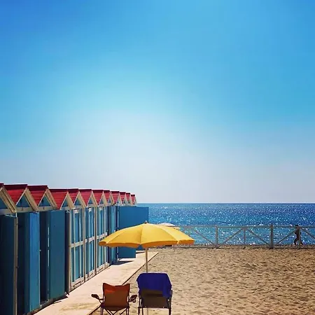 Blue Sea Apartment