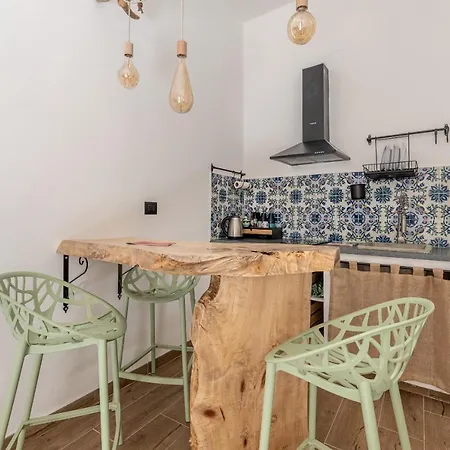 Apartment Casa Calessino A Ballaro By Wonderful Italy *