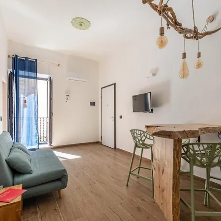 Apartment Casa Calessino A Ballaro By Wonderful Italy Palermo