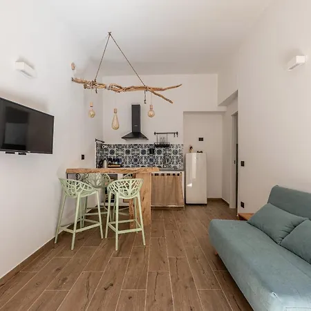 Apartment Casa Calessino A Ballaro By Wonderful Italy