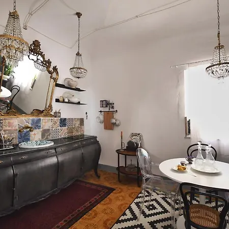 Apartment Iflat Casa Bastiana Arte E Tradizione Siciliana *