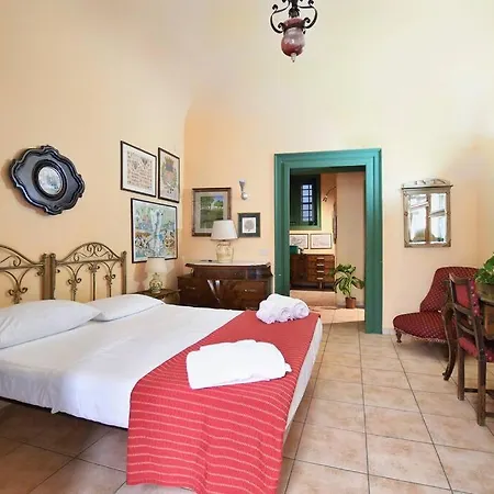 Iflat Al Vicolo Del Centro