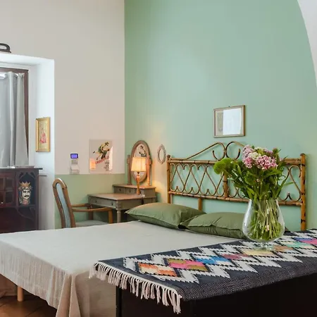 Teatro Politeama Functional X4 Apartment *