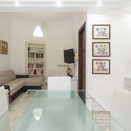 Appartamento Delle Magnolie Quite Place Next To The Sea