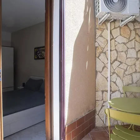Appartamento Delle Magnolie Quite Place Next To The Sea