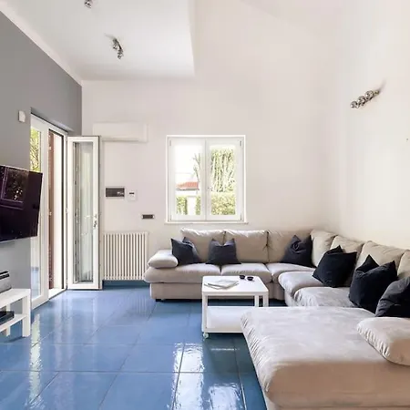 Villa Privata A 800 Mt Dal Mare *