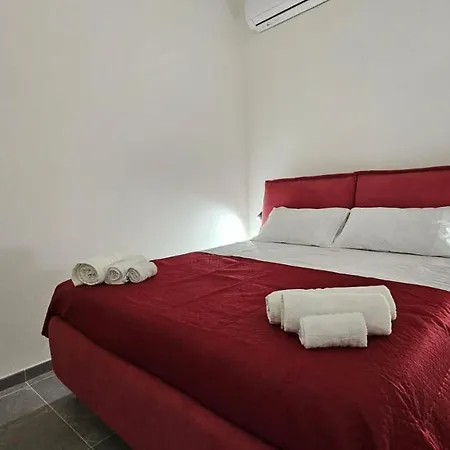 Masculu & Fimmina Apartment