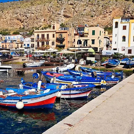 Apartment Mondello Manick Mare *