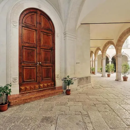 Palazzo Mazzarino *