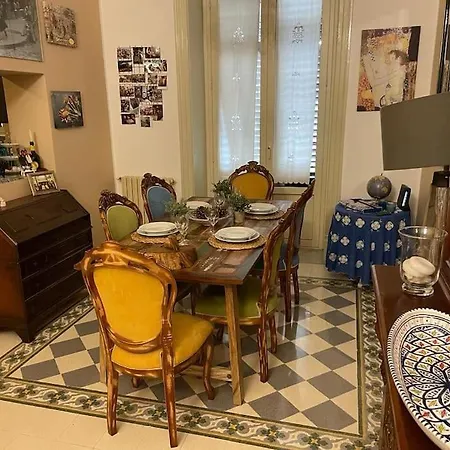 Devi Apartment *