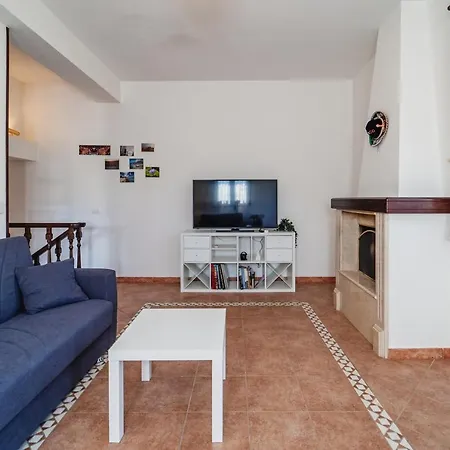Mondello House 3 Bedrooms Holiday home *