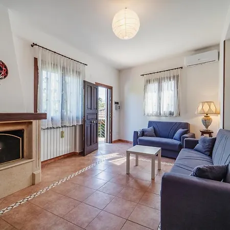 Mondello House 3 Bedrooms Holiday home Palermo