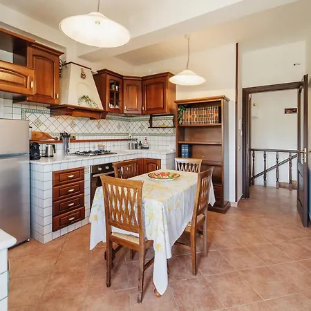 Mondello House 3 Bedrooms