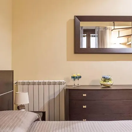 Domus Ameliae Cozy And Charming Apt At Cathedral Palermo