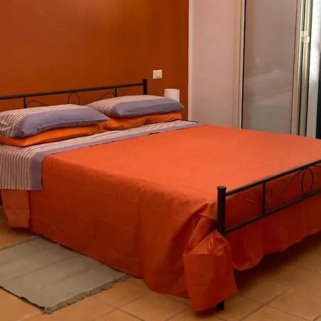 Al Baglio Low Cost 2 : Casa Dei Colori