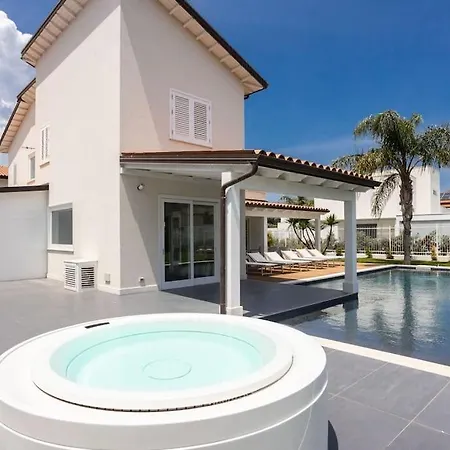 Luxury Spa Castelforte Gemini Villa