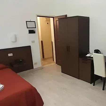 فندق تونيك