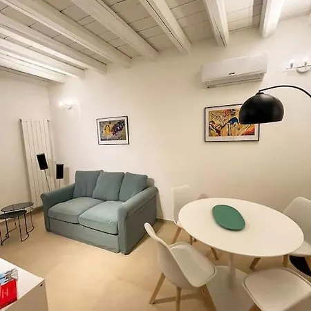 Appartement New Celso 86 *