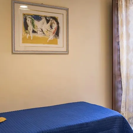 Domus Ameliae Cozy And Charming Apt At Cathedral * Palermo