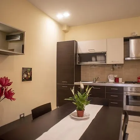 Apartment Domus Ameliae Cozy And Charming Apt At Cathedral