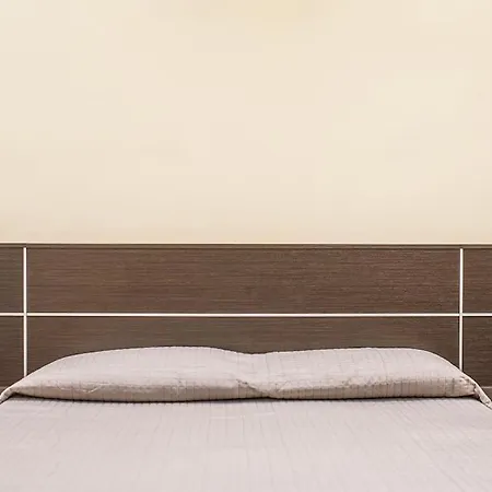 Domus Ameliae Cozy And Charming Apt At Cathedral Apartment *