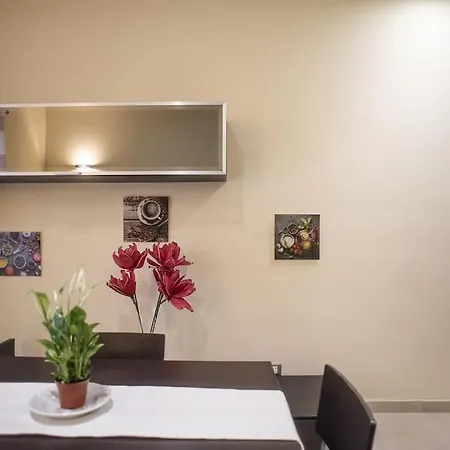 Domus Ameliae Cozy And Charming Apt At Cathedral Apartment Palermo