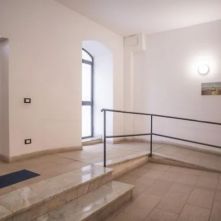 Domus Ameliae Cozy And Charming Apt At Cathedral *