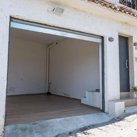 Apartment Teatro Mondello *