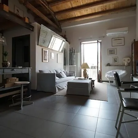 Apartment La Maison De Charlotte - Affitti Brevi Italia