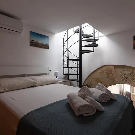 La Casa Del Cacciatore - Alloggio Con Terrazzo