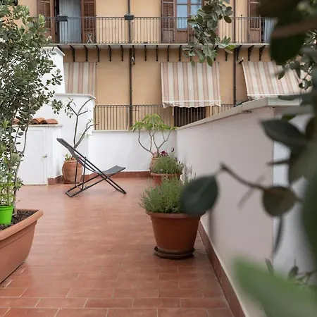 La Casa Del Cacciatore - Alloggio Con Terrazzo Palermo
