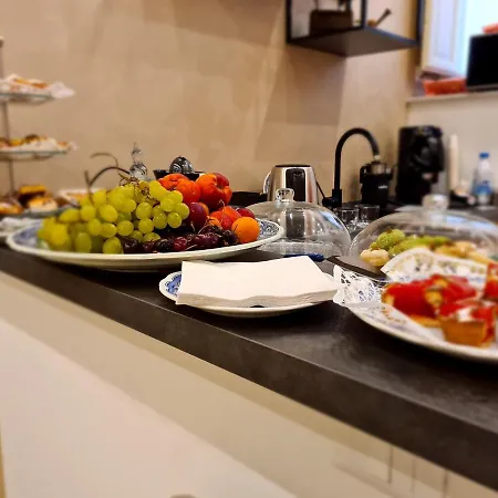 Mama Tita And Breakfast Frühstückspension