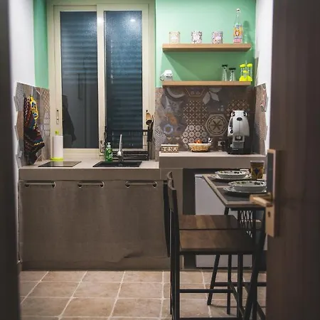 Za House
