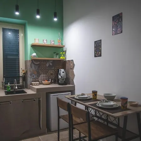 Za House *