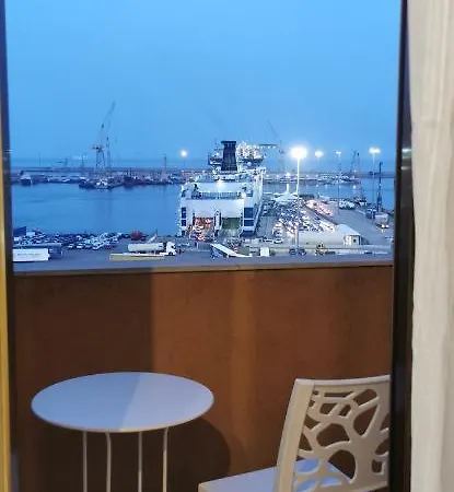 Apartment Sea *