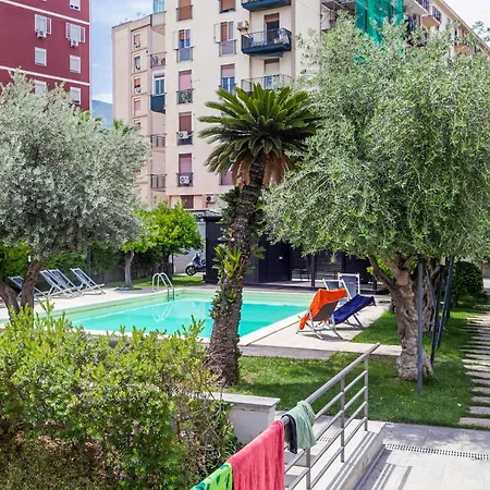 Modern With Swimming Pool Apartment Palermo
