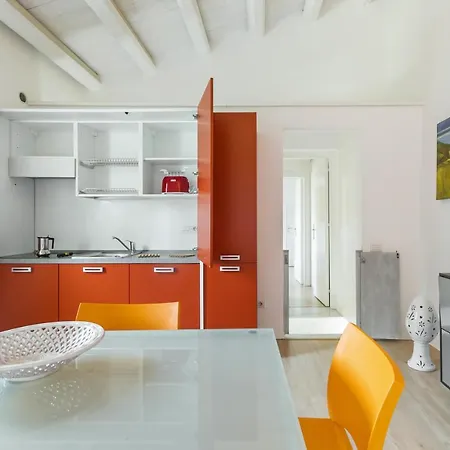 Apartment Modern With Swimming Pool