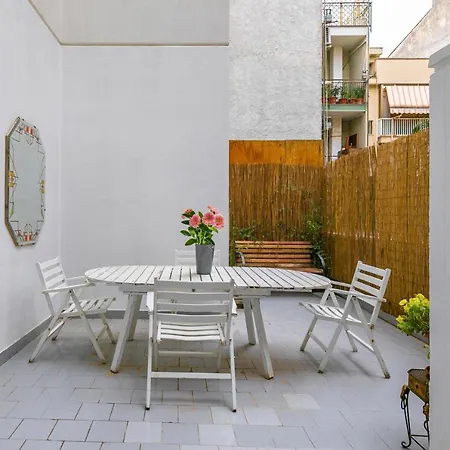 Apartment Malfitano And Lolli Station With Terrace