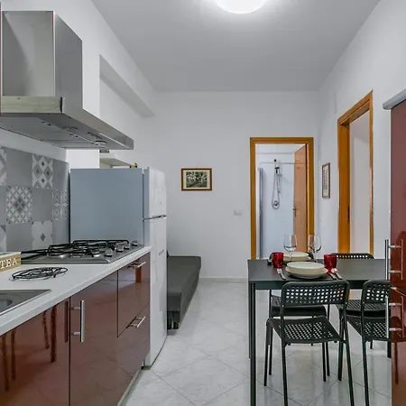Apartment Malfitano And Lolli Station With Terrace Palermo
