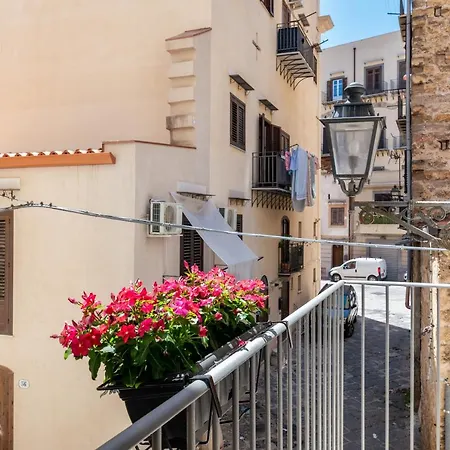 Le Porte Del Kassaro Apartment Palermo