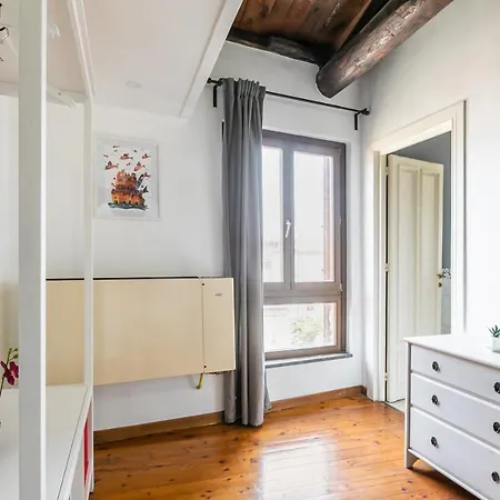 Vucciria Flat With Small Terrace Apartment *