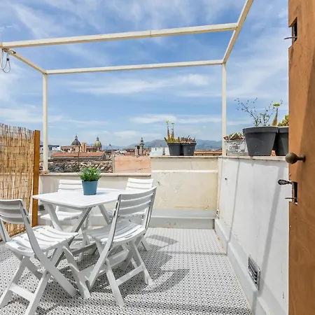 Vucciria Flat With Small Terrace