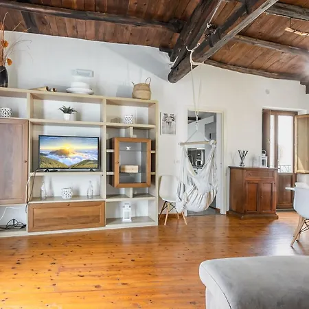 Vucciria Flat With Small Terrace Apartment *