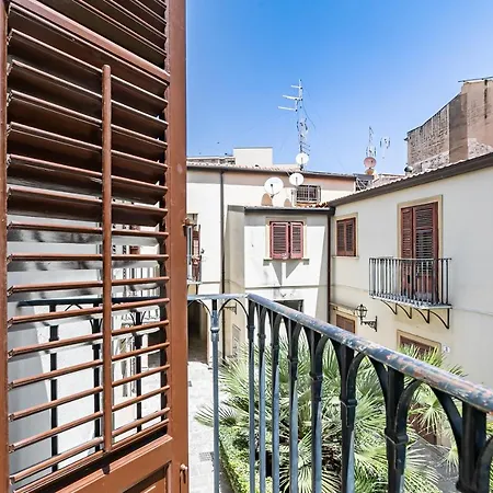 Palazzo Dei Normanni Lovely Duplex X6 Apartment Palermo