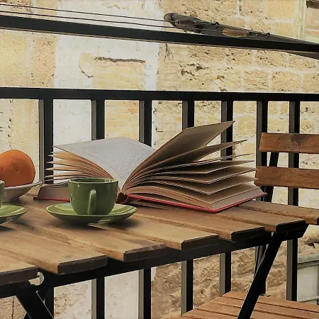Apartment Shallah Nel Cuore Del Centro Storico Di Palermo