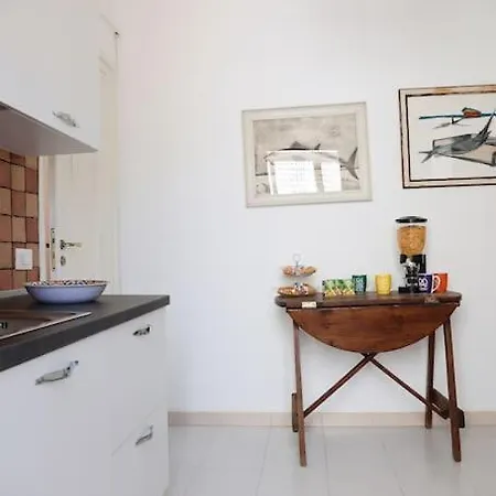 Apartamento La Casa Del Maggiore, Tra Mare E Centro Palermo