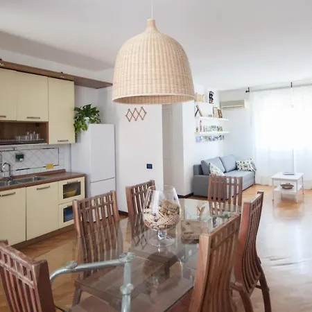 Apartment Casa Sul Mare Seaside In Front Of The Sea Palermo