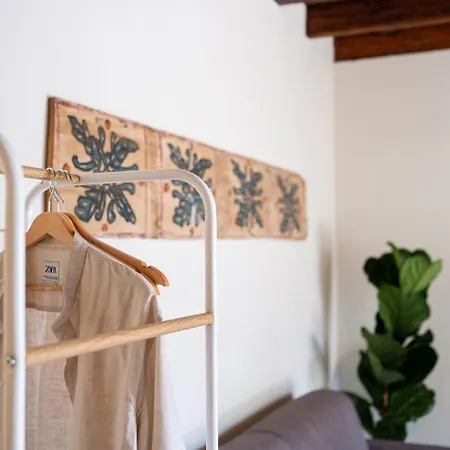 Apartment Calesi *