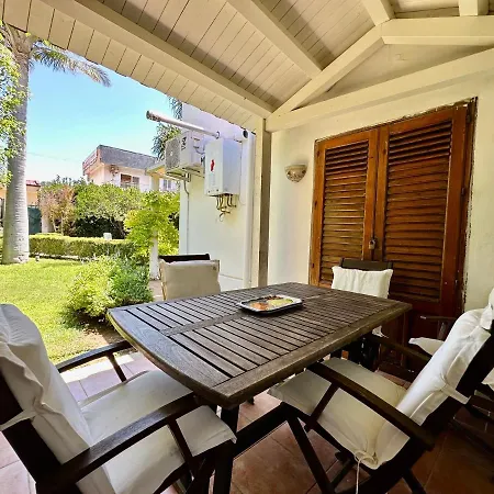 Apartment Saline - Luxury Garden Mondello *