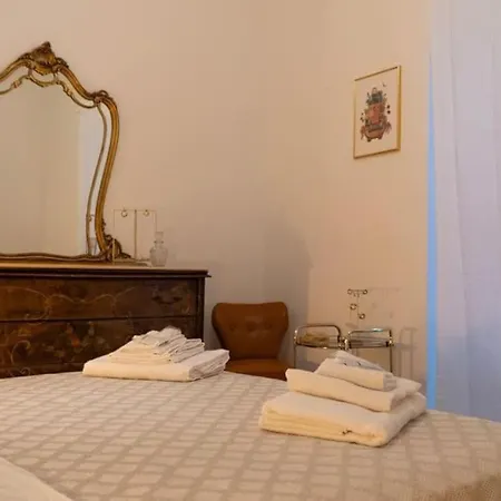 Apartment Santa Cecilia House Centro Palermo-350 Mt Stazione *